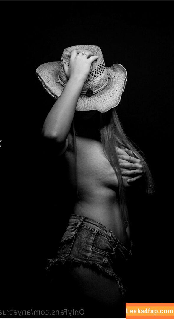 Anya Truax / anyatruax leaked photo photo #0126