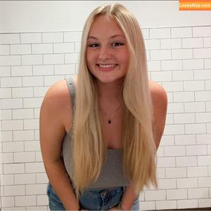 Anya Truax photo #0036