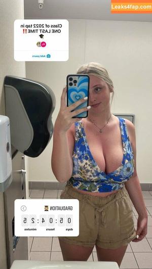 Anya Truax photo #0041