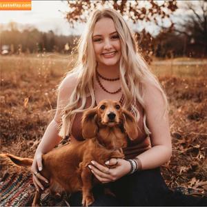 Anya Truax photo #0058