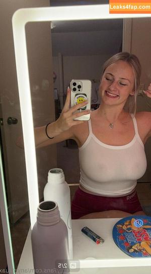 Anya Truax photo #0188