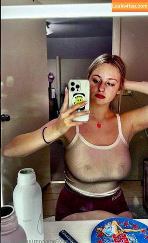 Anya Truax photo #0212