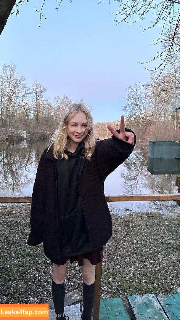anyuta18 / anyuta18.04 leaked photo photo #0106