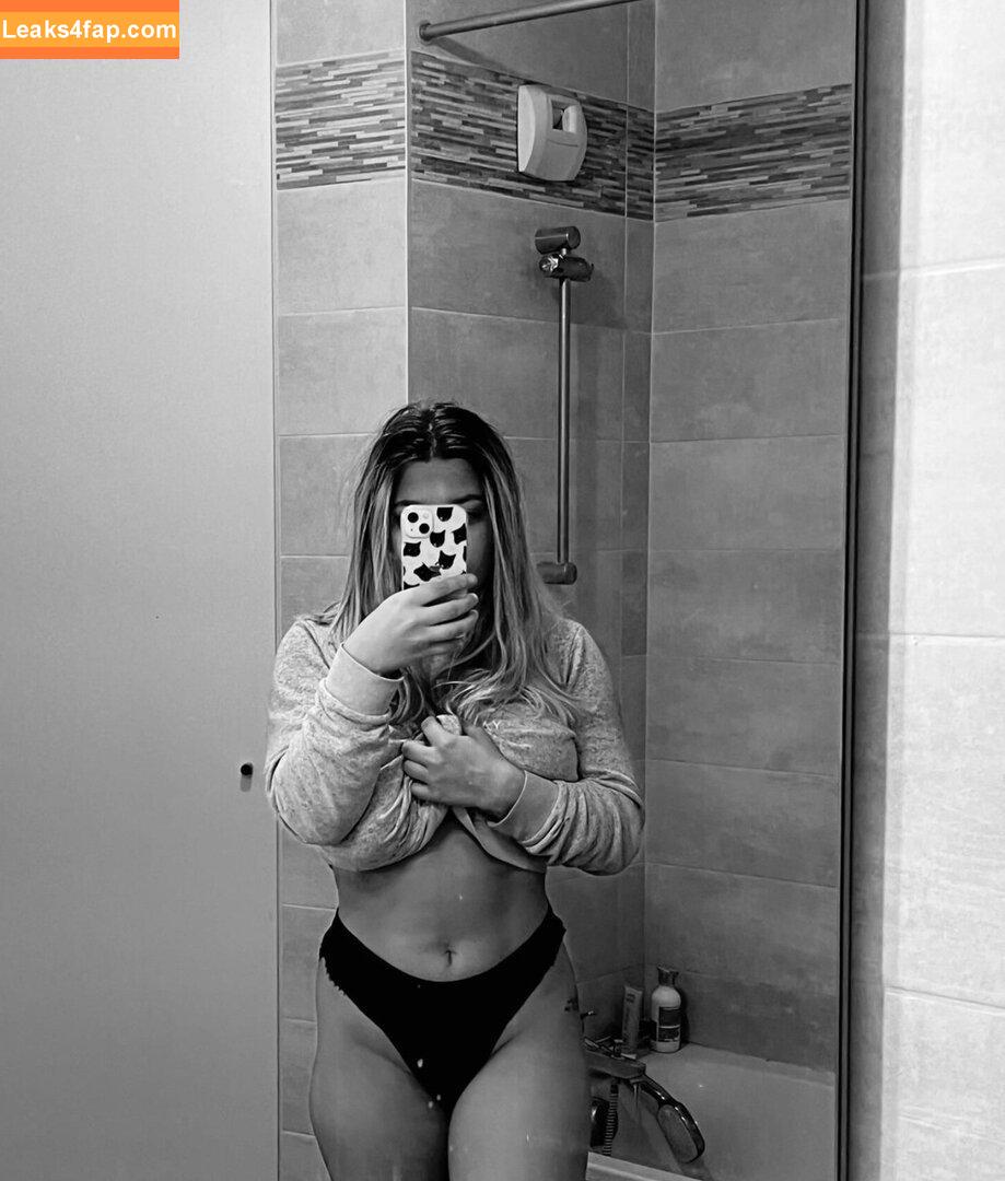Apoline Perret / apolineprrt / shaniaperrett leaked photo photo #0136