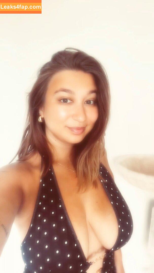 Apoline Perret / apolineprrt / shaniaperrett leaked photo photo #0174