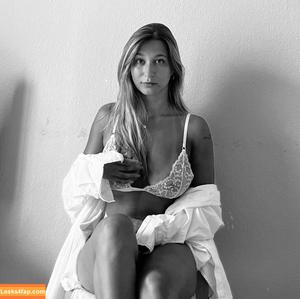 Apoline Perret photo #0154