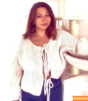 Apoline Perret photo #0163