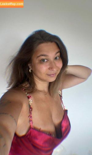 Apoline Perret photo #0166
