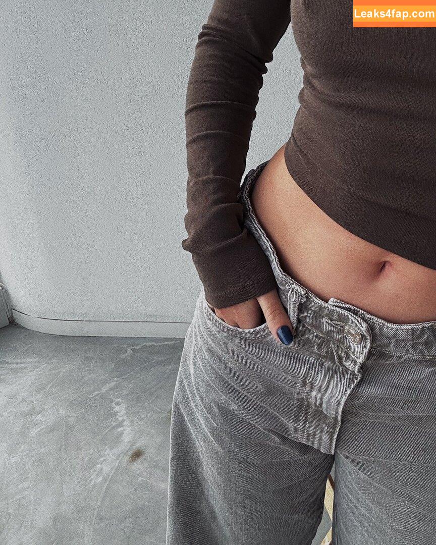 Apollinegrmz / Apo / apolline_guer leaked photo photo #0174