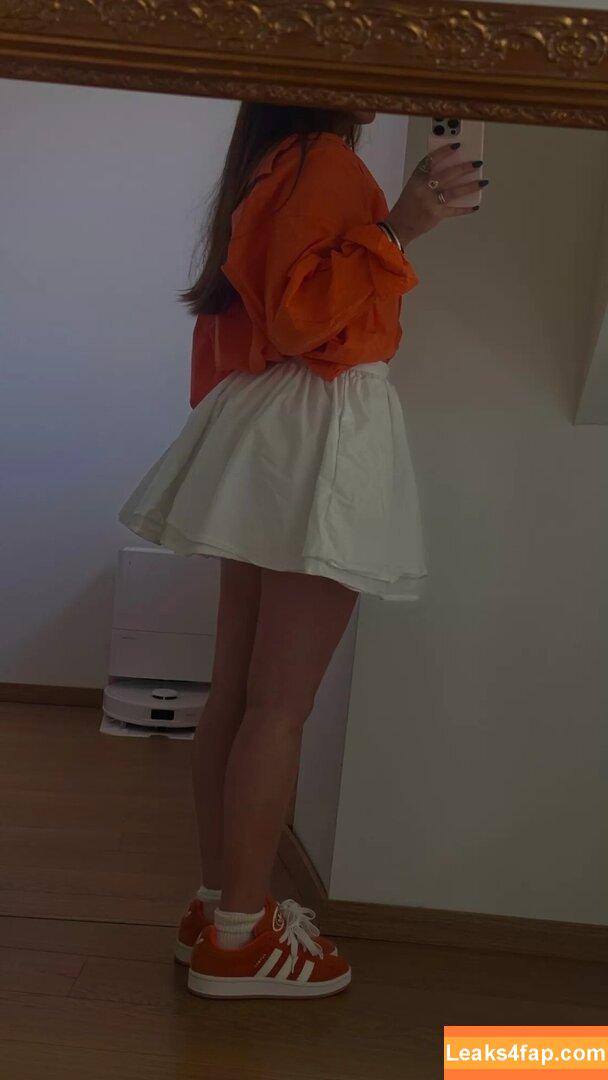 Apollinegrmz / Apo / apolline_guer leaked photo photo #0180