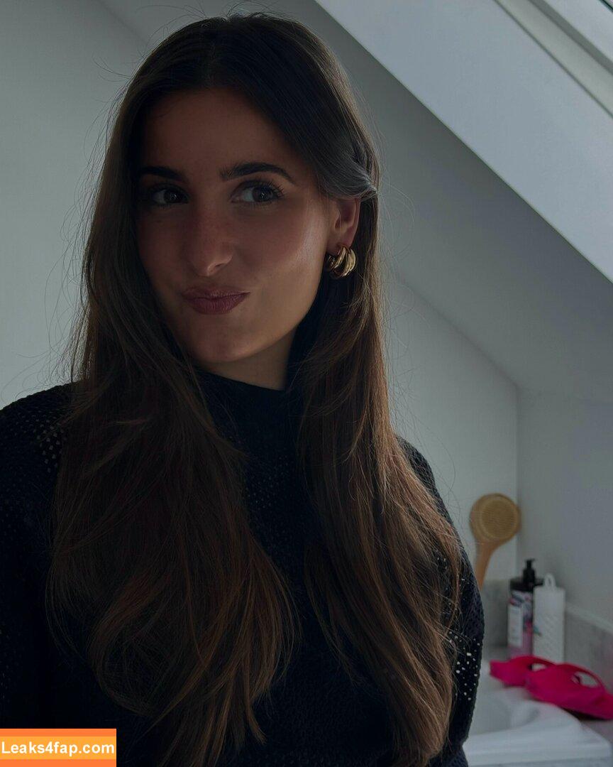 Apollinegrmz / Apo / apolline_guer leaked photo photo #0192