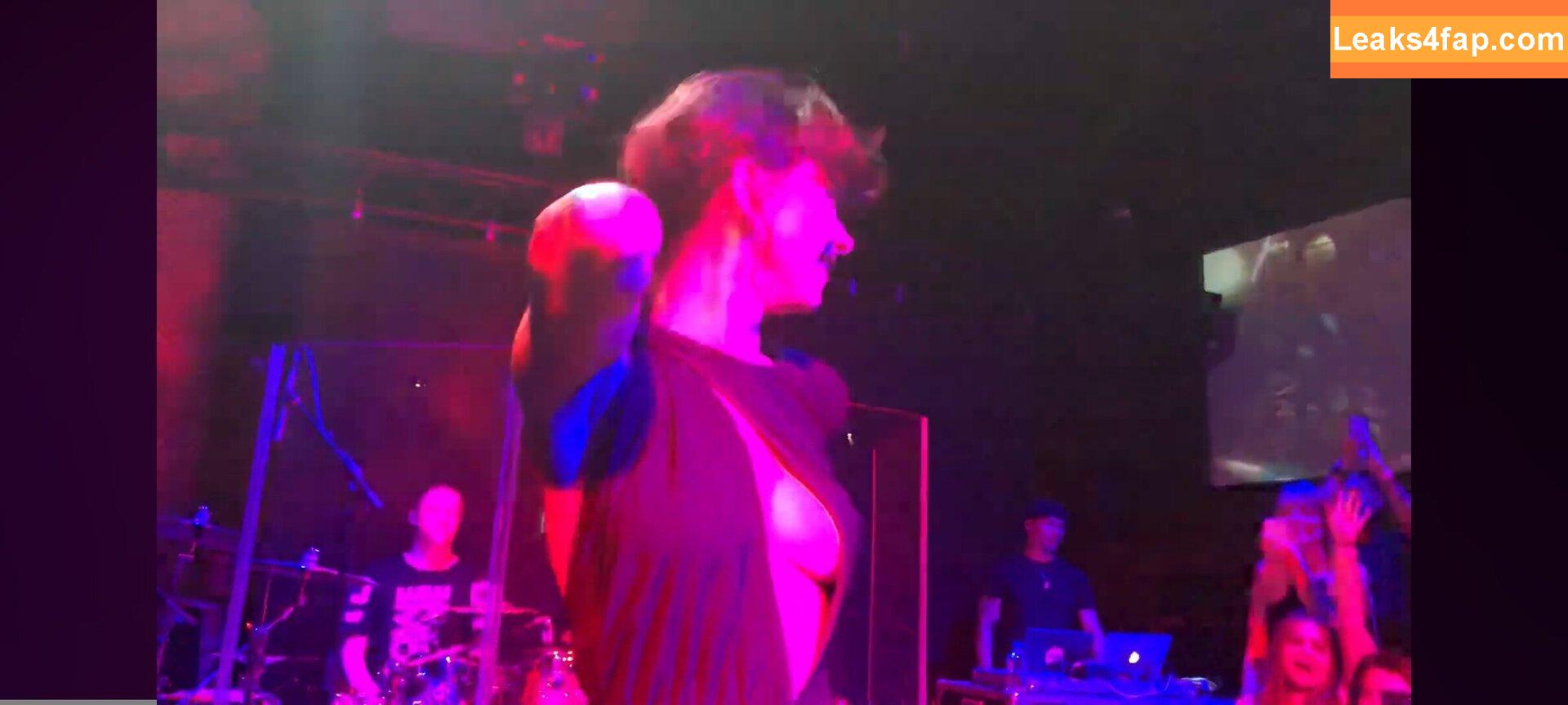 Apostoleanu / Inna leaked photo photo #0352