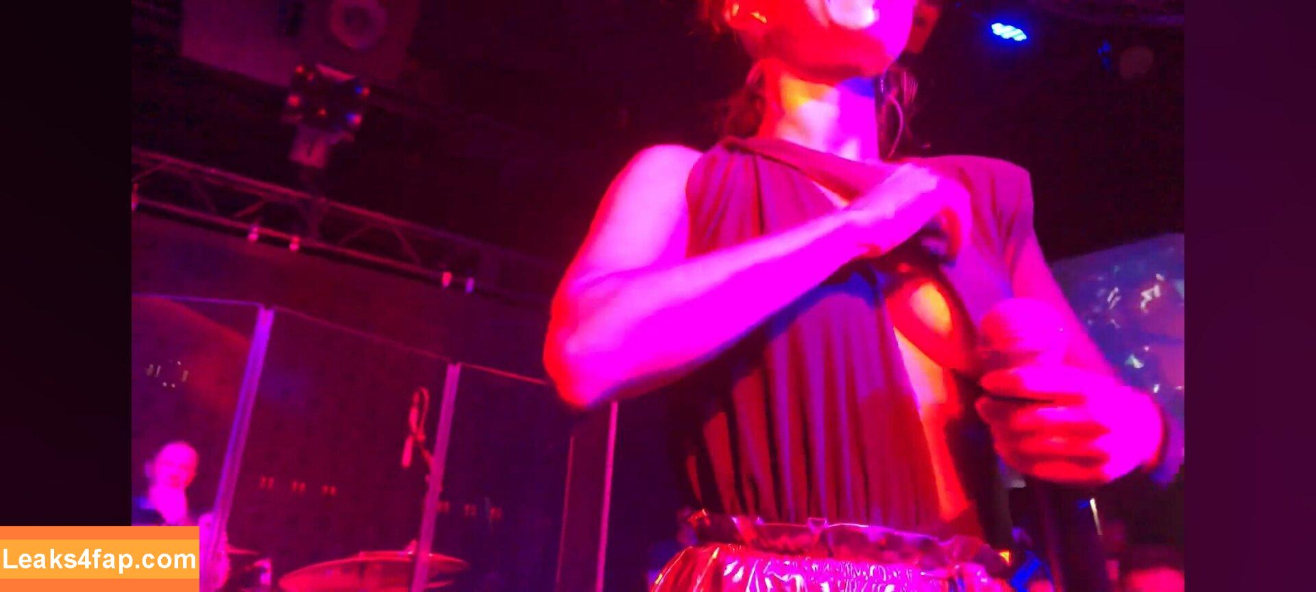 Apostoleanu / Inna leaked photo photo #0355