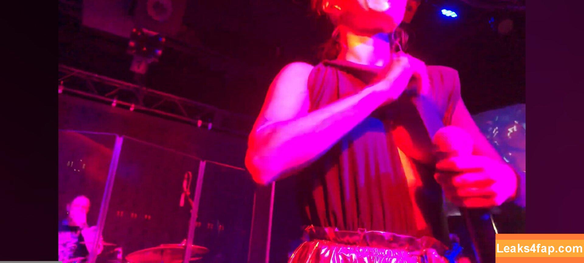 Apostoleanu / Inna leaked photo photo #0356