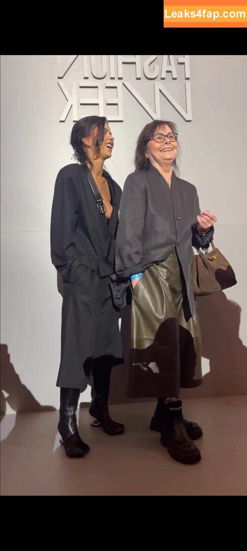 Apostoleanu / Inna leaked photo photo #0363