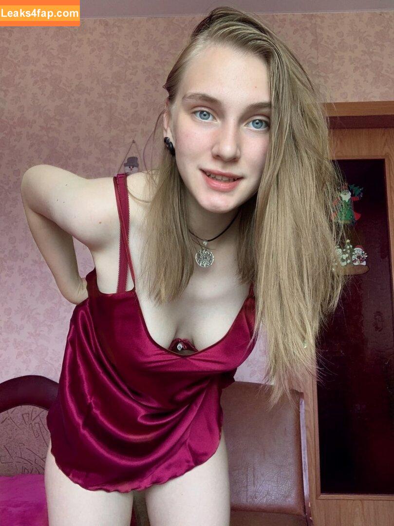 Aprikosin / aprikosin3 / superbanka / valerycat leaked photo photo #0177