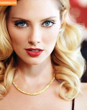 April Bowlby photo #0003