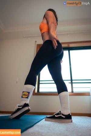 April Eighteen фото #0756