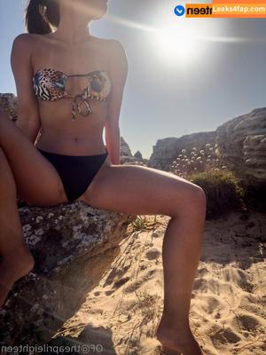 April Eighteen photo #1497