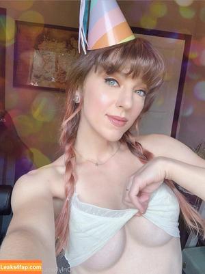 April Gloria фото #0035