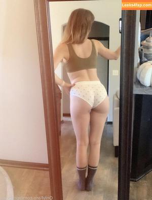 April Gloria фото #0176