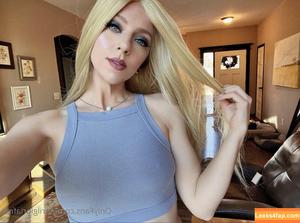 April Gloria фото #0231