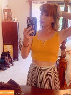 April Gloria фото #0311