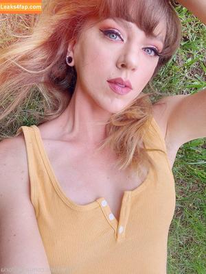 April Gloria фото #0315