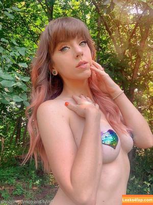 April Gloria фото #0791