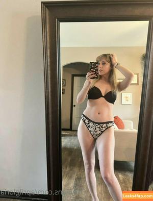 April Gloria фото #0800