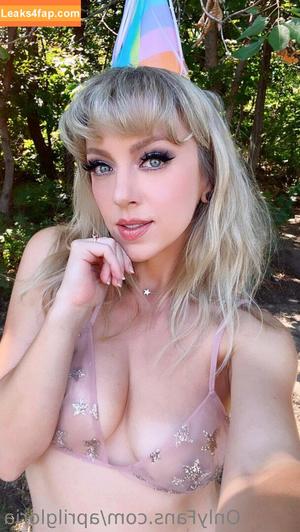 April Gloria фото #0806