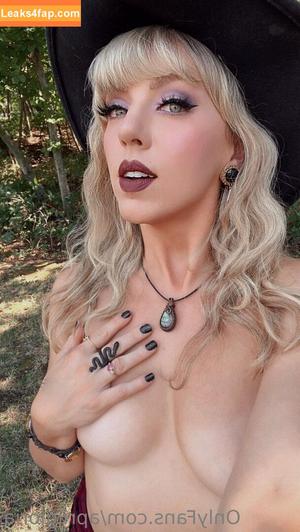 April Gloria фото #0822