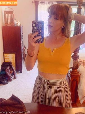 April Gloria фото #0877