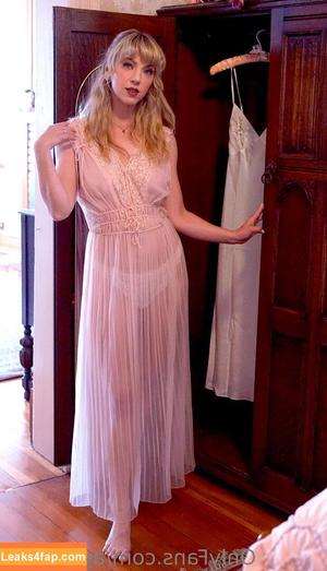 April Gloria фото #1048