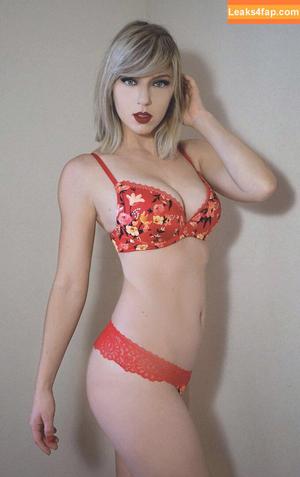 April Gloria photo #1235