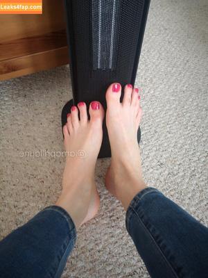 April Layne photo #0024
