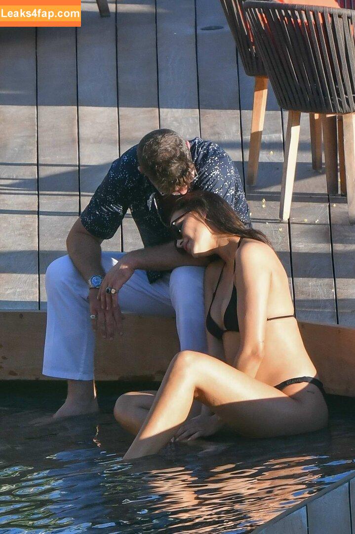 April Love Geary / aprillovegeary leaked photo photo #0136