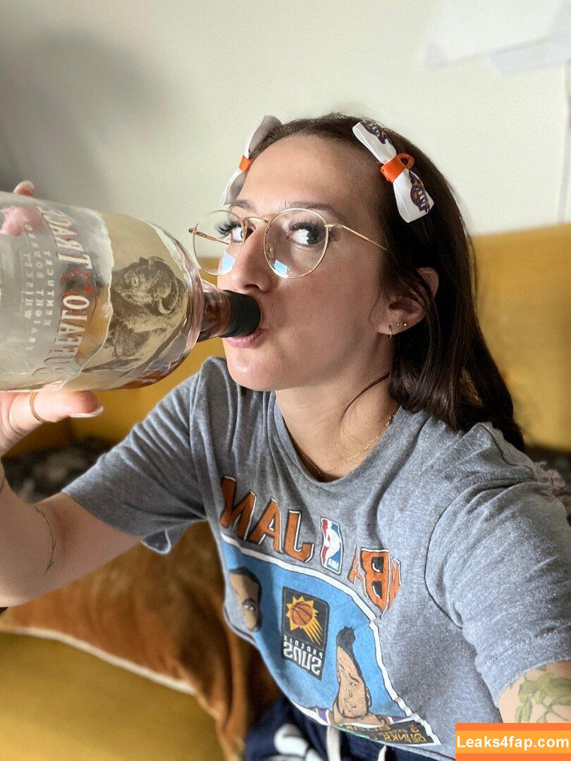 April O'Neil / heyitsapril / heyitsapriloneil leaked photo photo #0068