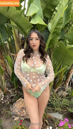 April O'Neil photo #0021