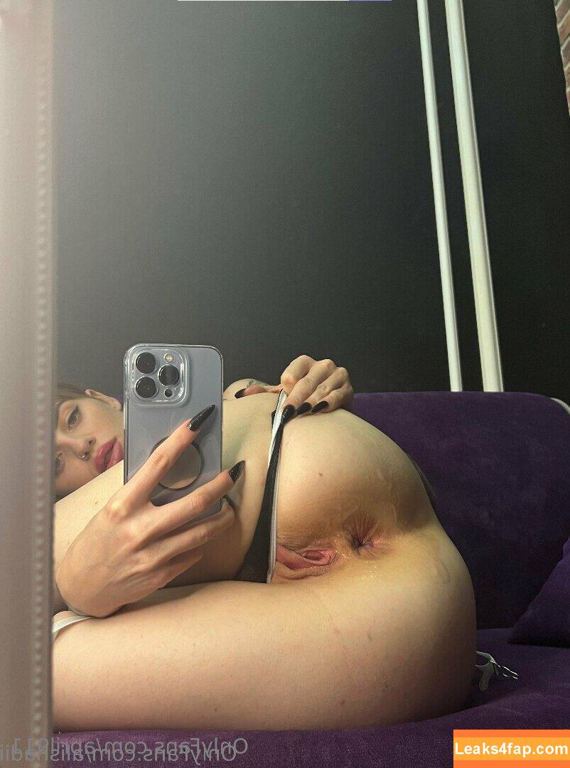 april911 / aprilraine913 leaked photo photo #0050