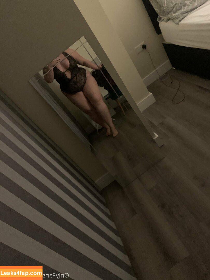 aprilfoxx / april4life leaked photo photo #0006