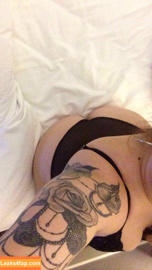 aprilfoxx / april4life leaked photo photo #0042