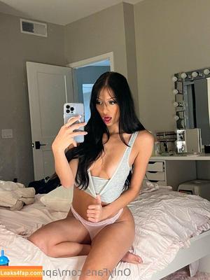 aprilpaigee photo #0087
