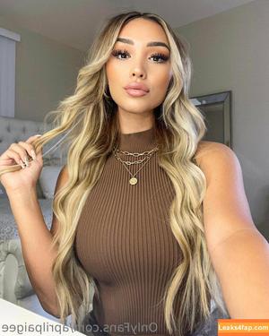 aprilpaigee photo #0114