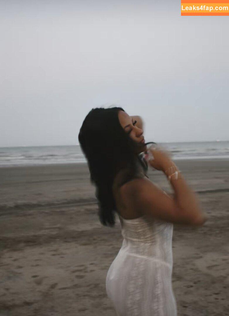 Aracelyanahiii / celysxoxo leaked photo photo #0001