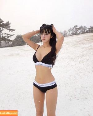 Aradaeyeee photo #0060