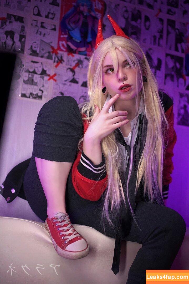 arahnaekb / chloe_glass_ / unkarab leaked photo photo #0109