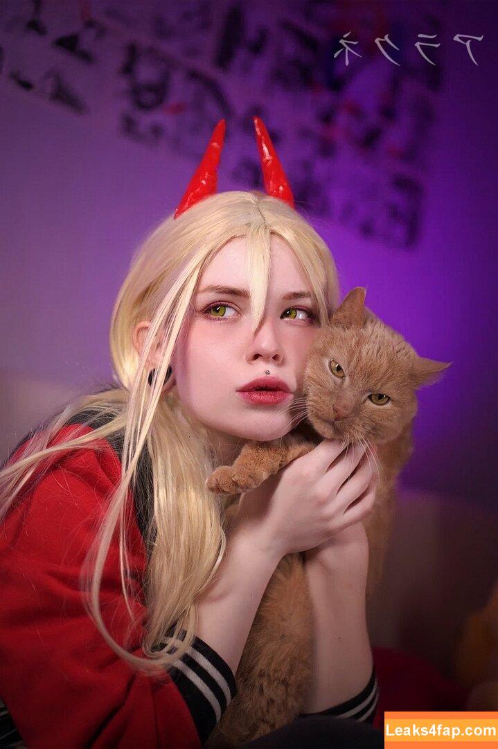 arahnaekb / chloe_glass_ / unkarab leaked photo photo #0122