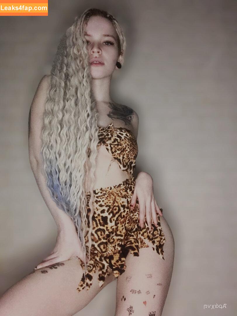 arahnaekb / chloe_glass_ / unkarab leaked photo photo #0195