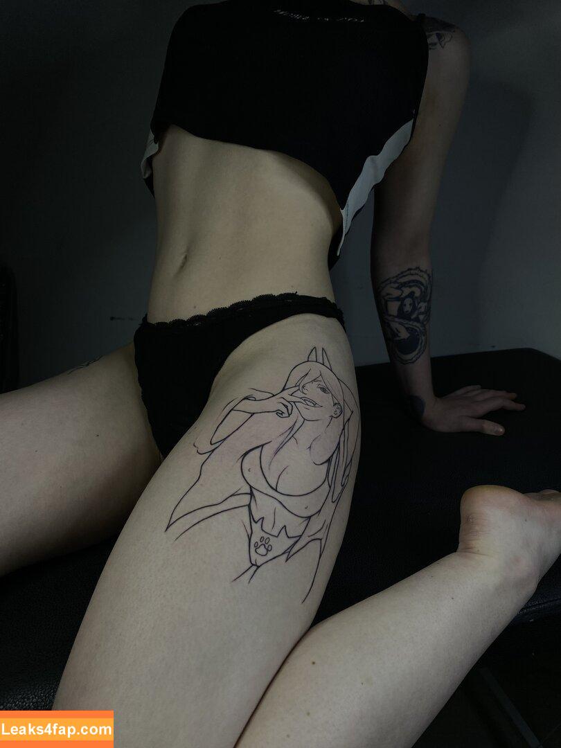 arahnaekb / chloe_glass_ / unkarab leaked photo photo #0200
